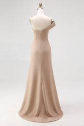 Helles Khaki Eine Schulter Etui Ballkleid mit Falten